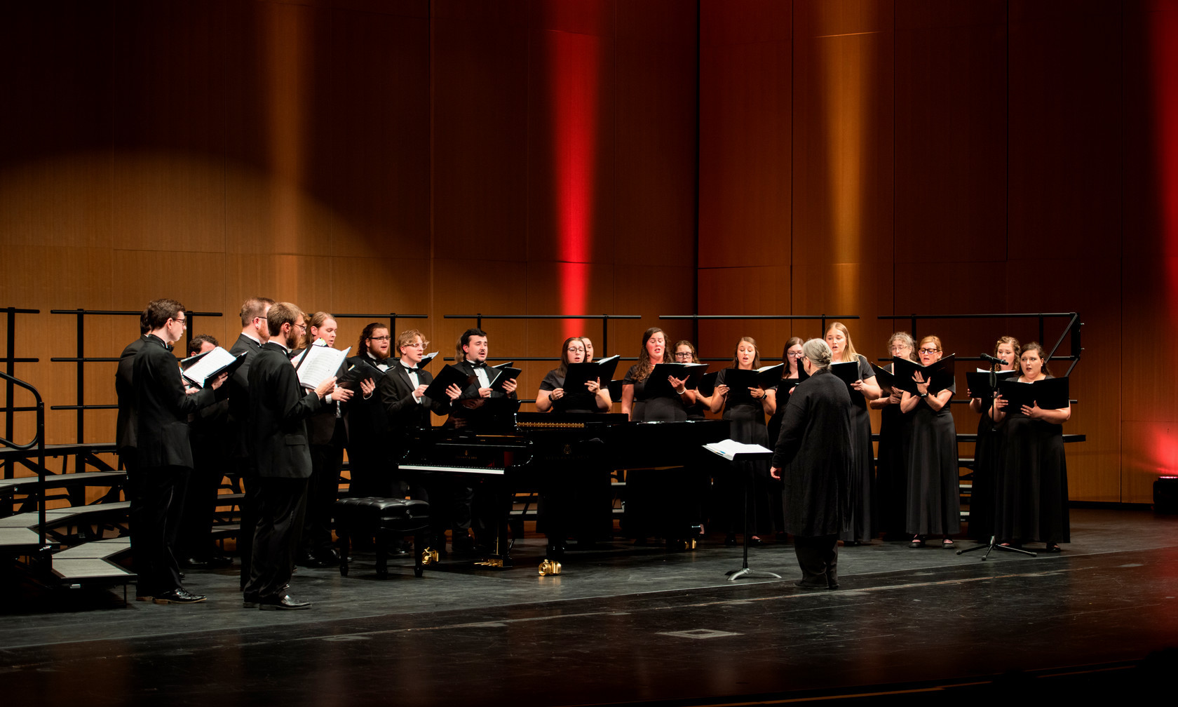 PSU Choir performs at the Bicknell