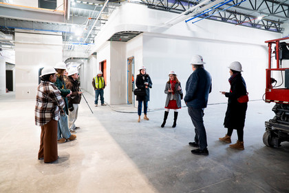 Kelce - Dr. Bonn Speaking in lobby