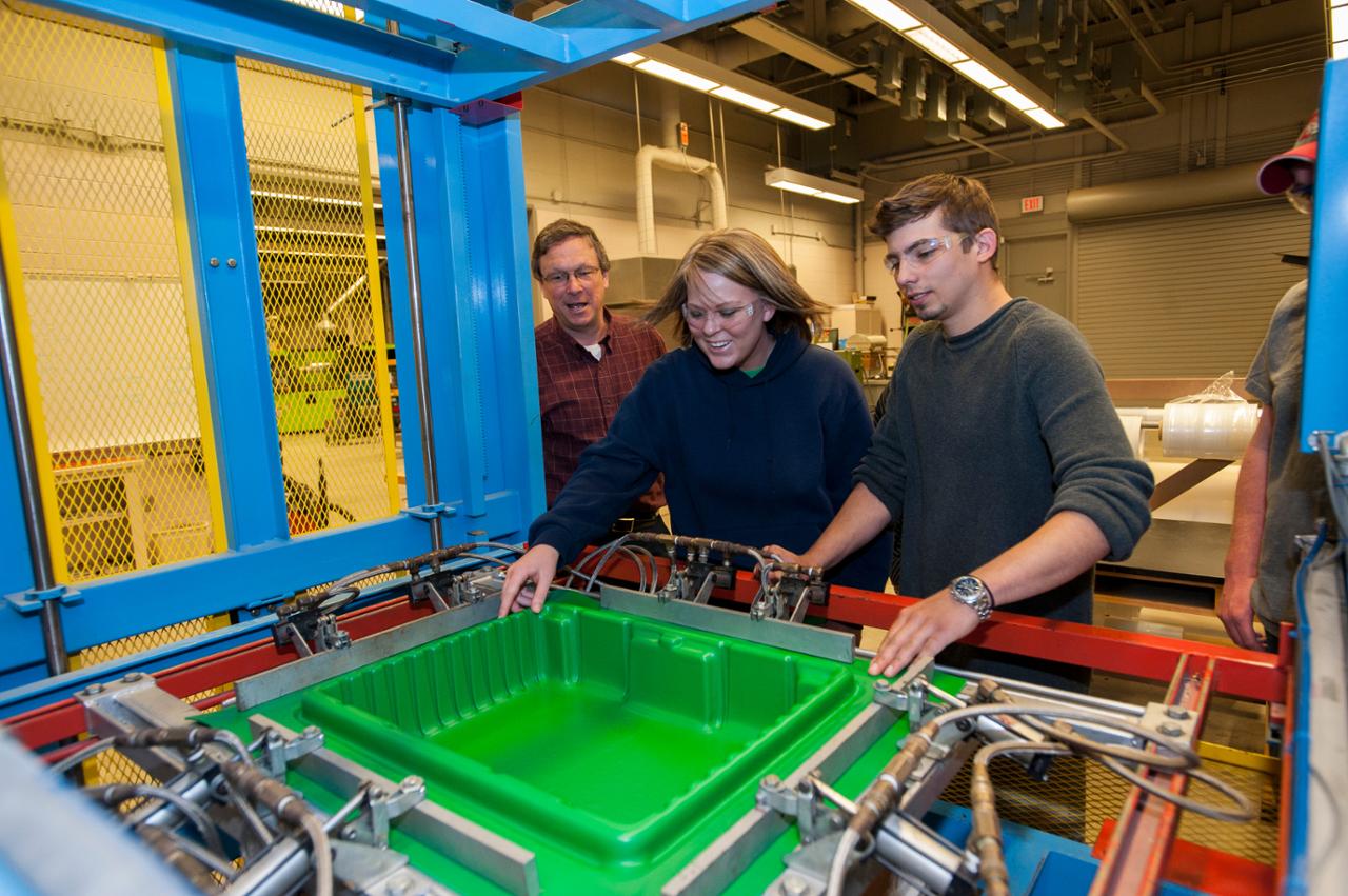 Plastics Engineering Technology Degree